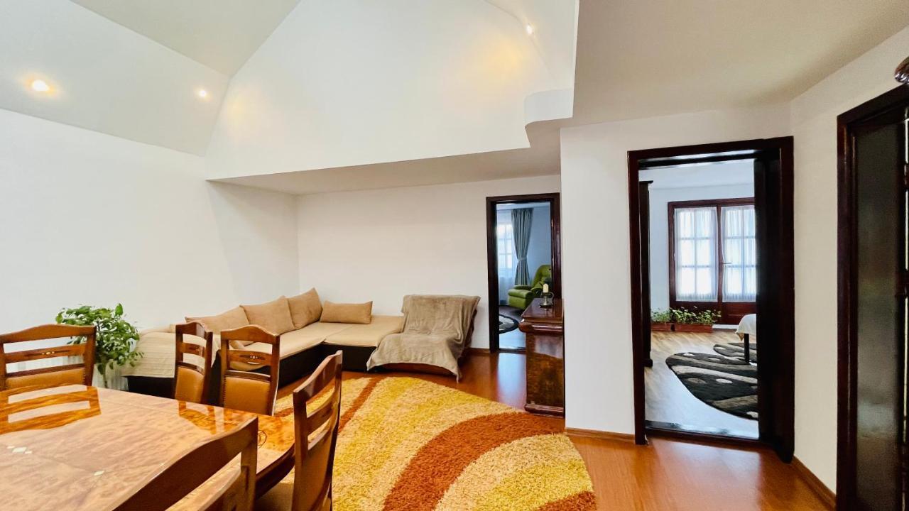 Leto House Apartment Targu Jiu Ngoại thất bức ảnh