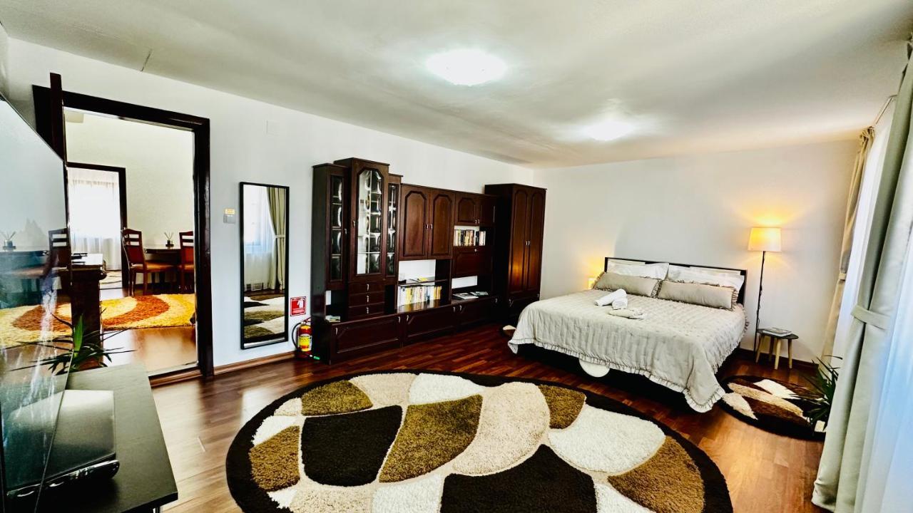 Leto House Apartment Targu Jiu Ngoại thất bức ảnh