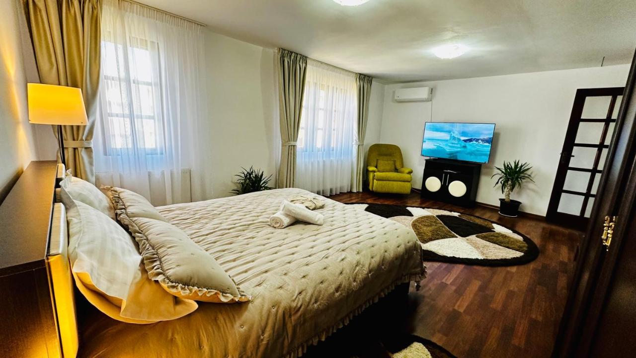 Leto House Apartment Targu Jiu Ngoại thất bức ảnh