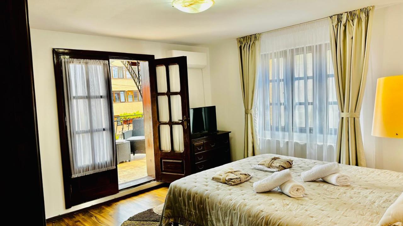Leto House Apartment Targu Jiu Ngoại thất bức ảnh